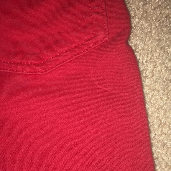 🌈🌺Cute red shorts! 🥰🌺 - Picture 5 of 5